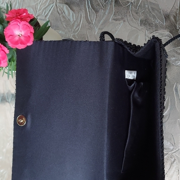 Handmade beaded purse black with sparkle beads Design Crossbody Magnet closure - Picture 8 of 12